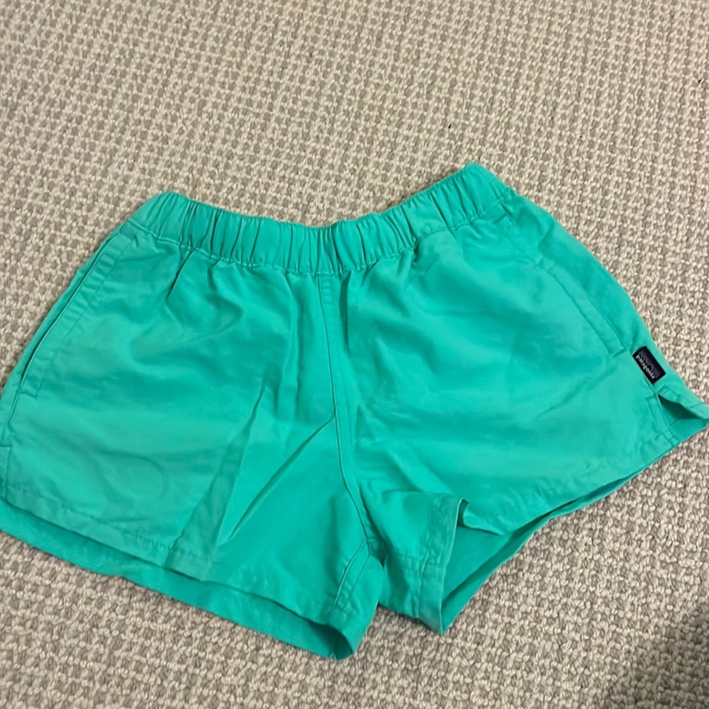 Patagonia Barely Baggies teal 2 1/2” shorts size xxs